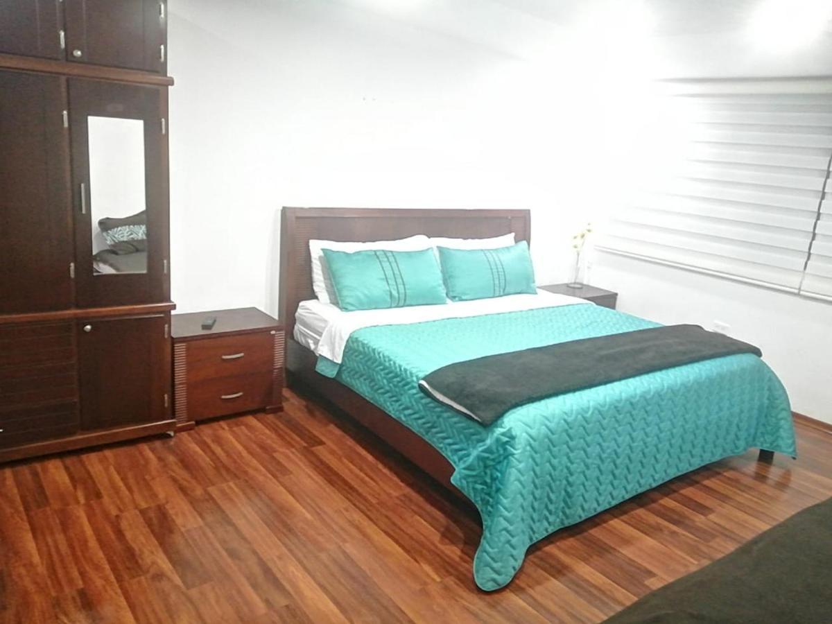 El Mochilero Hostel ริโอบัมบา ภายนอก รูปภาพ