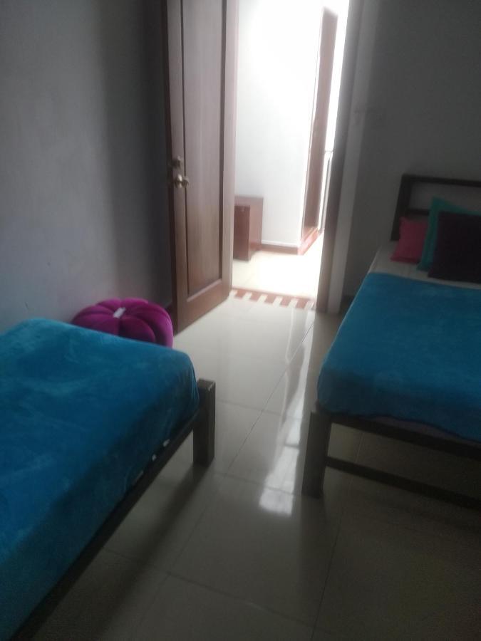 El Mochilero Hostel ริโอบัมบา ภายนอก รูปภาพ