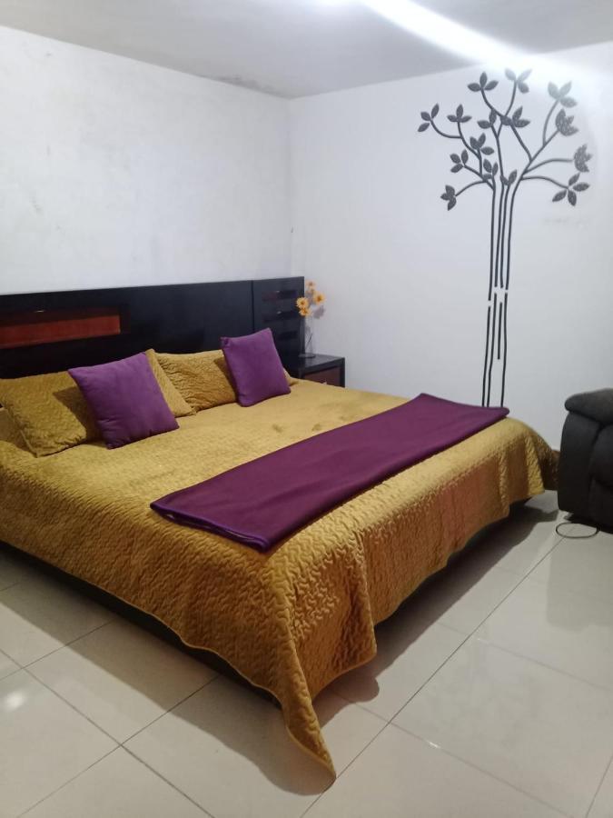 El Mochilero Hostel ริโอบัมบา ภายนอก รูปภาพ