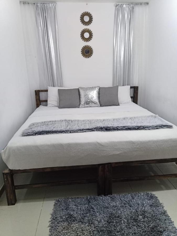 El Mochilero Hostel ริโอบัมบา ภายนอก รูปภาพ