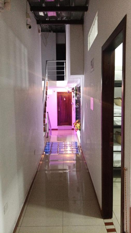 El Mochilero Hostel ริโอบัมบา ภายนอก รูปภาพ
