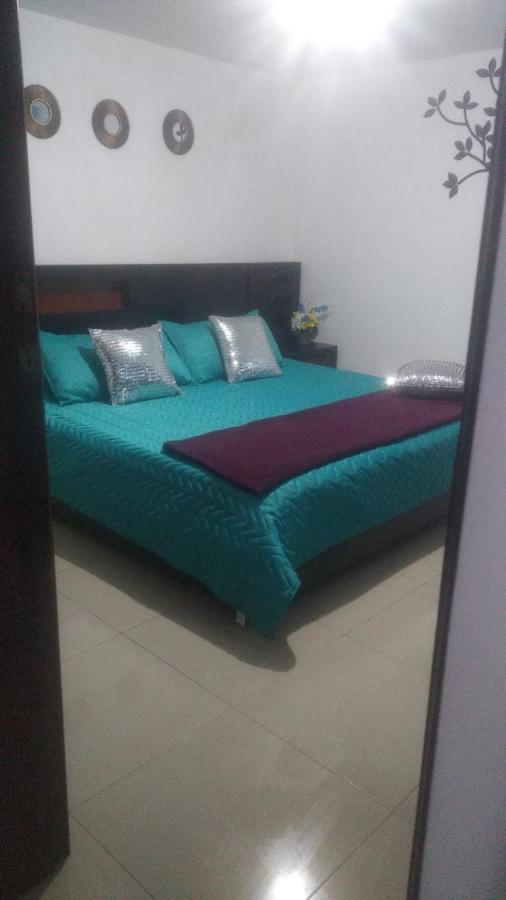 El Mochilero Hostel ริโอบัมบา ภายนอก รูปภาพ