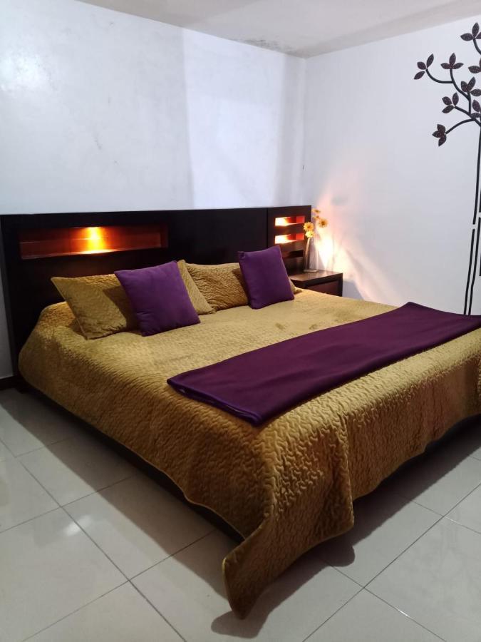 El Mochilero Hostel ริโอบัมบา ภายนอก รูปภาพ