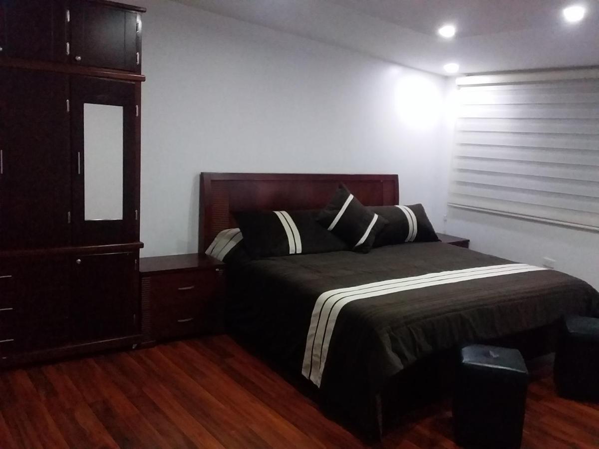 El Mochilero Hostel ริโอบัมบา ภายนอก รูปภาพ